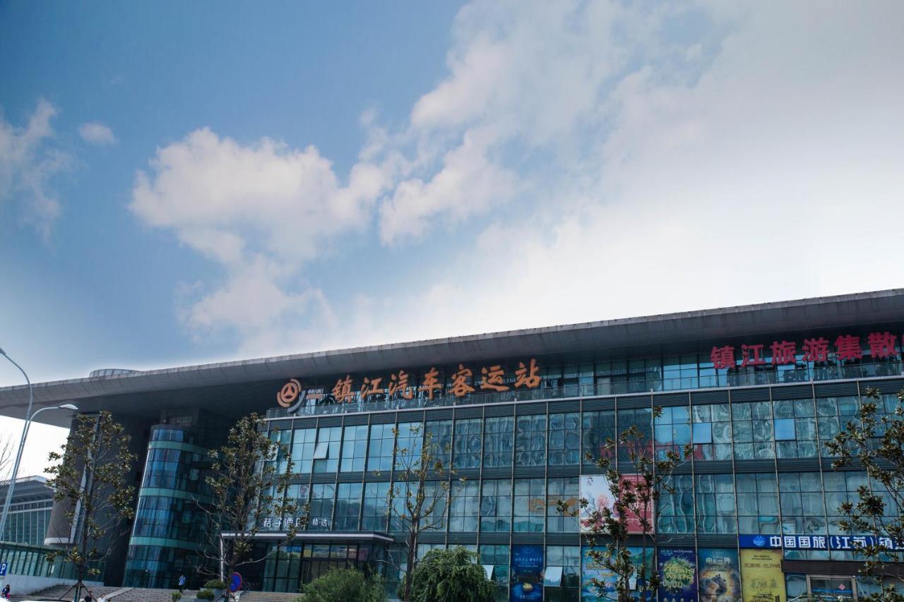 Metropolo, Zhenjiang, Railway Station Wanda Plaza Otel Zhenjiang  Dış mekan fotoğraf